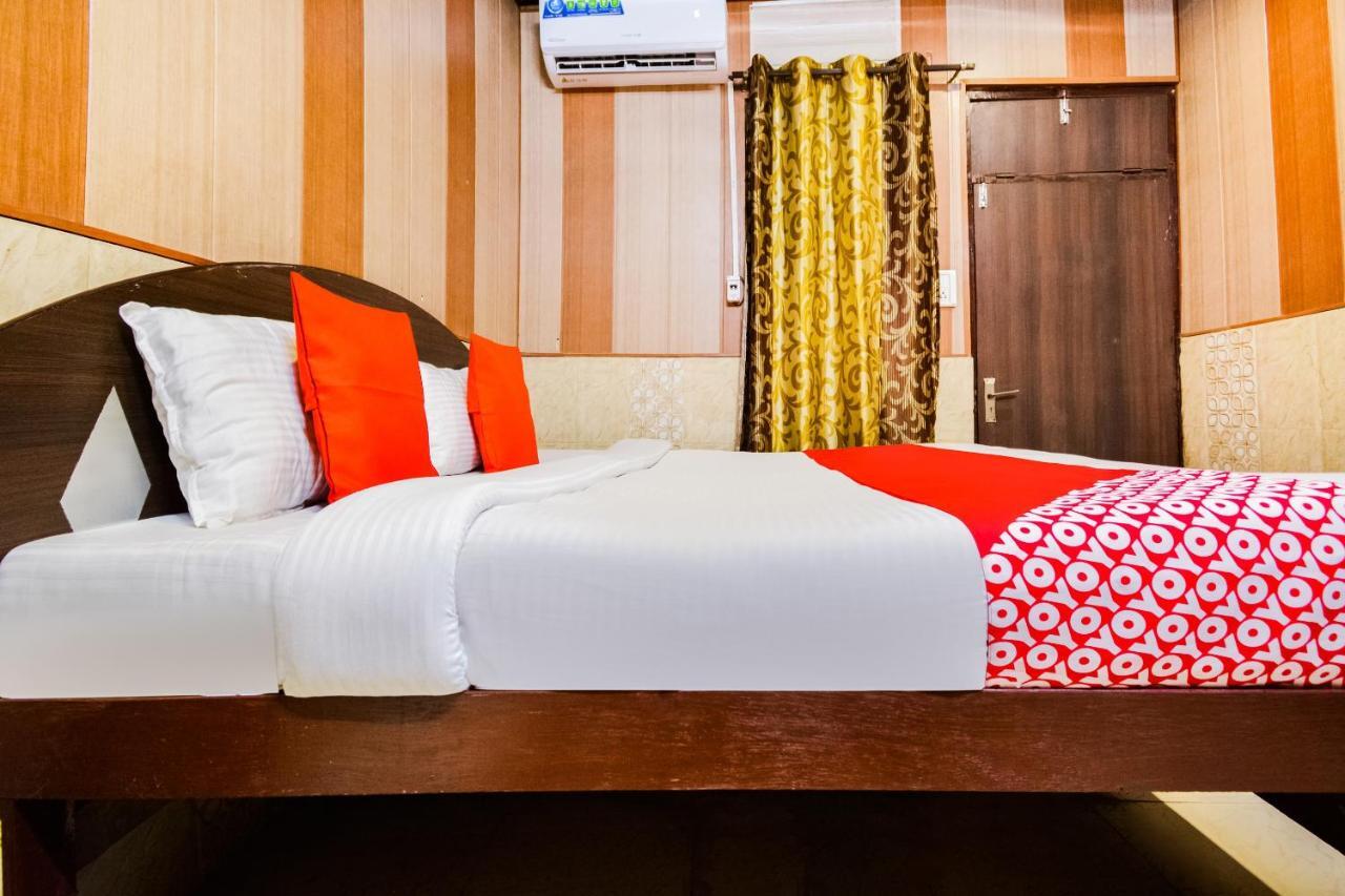 Oyo 46152 Hotel Neelam Karnal Ngoại thất bức ảnh